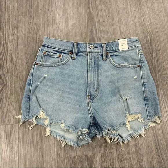ABERCROMBIE high rise mom short size 27/4 light blue wash denim - Picture 2 of 6